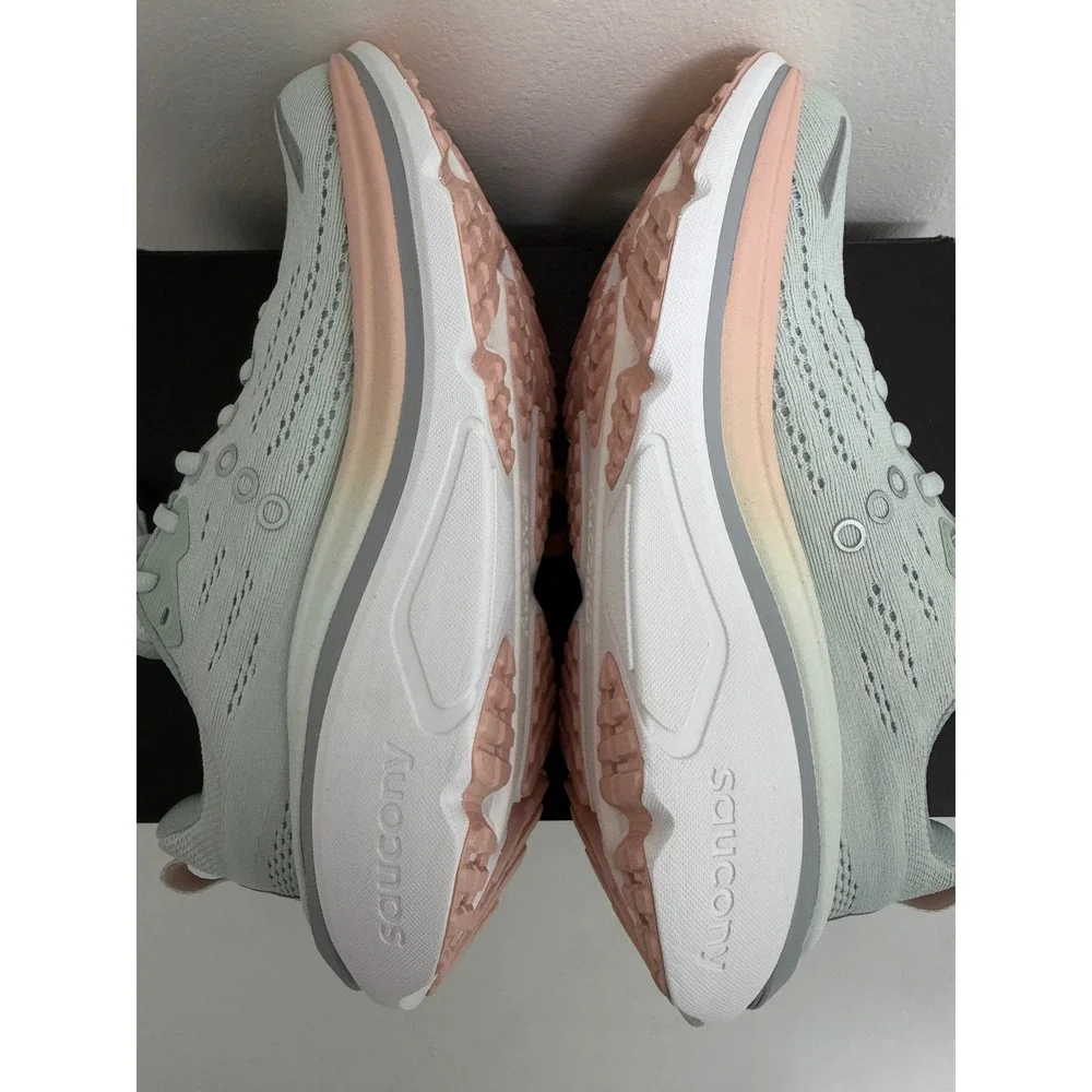 Saucony hurricane 25